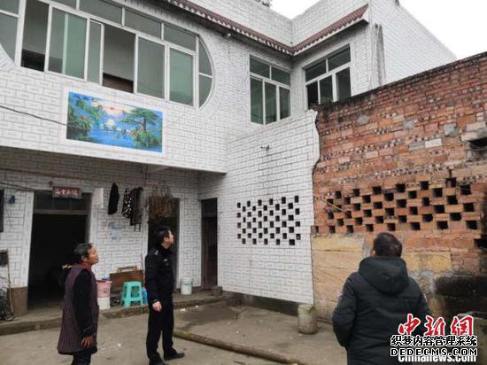 四川富顺4.3级地震:有民房受损 未发现人员伤亡